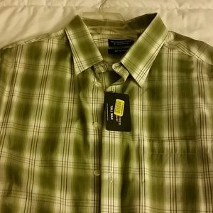 Men's Button down longsleeve shirt